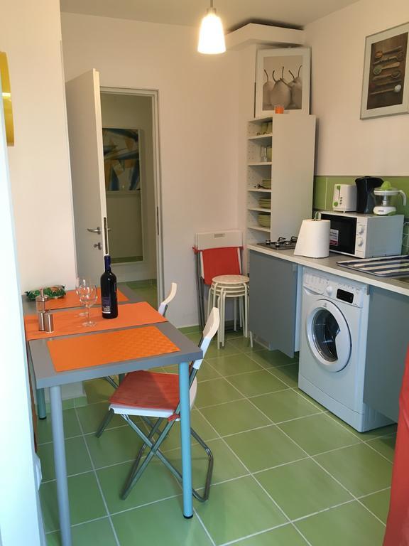Green Apartment Bukarest Exterior foto