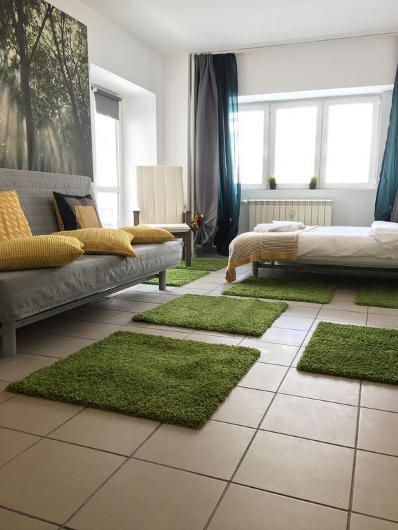 Green Apartment Bukarest Exterior foto