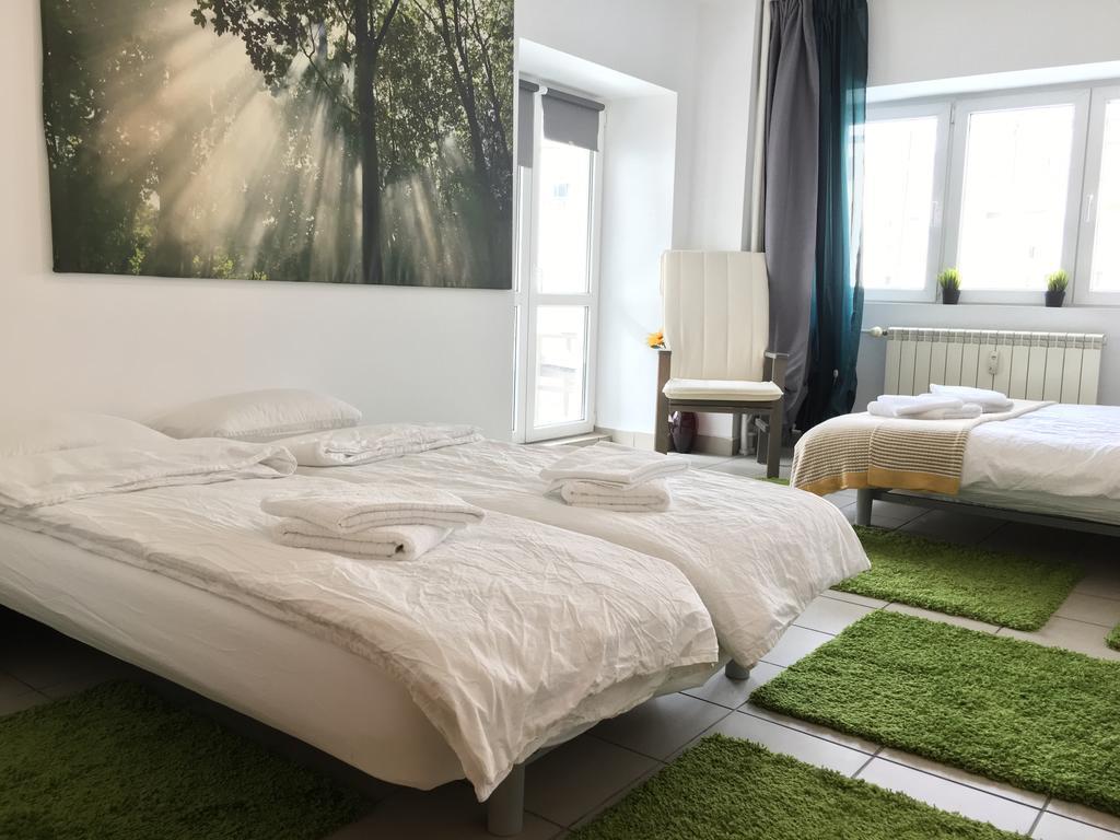 Green Apartment Bukarest Exterior foto