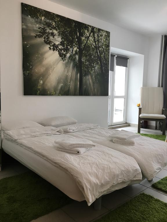 Green Apartment Bukarest Exterior foto